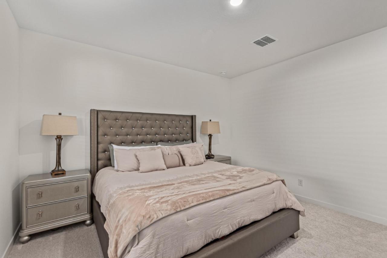 At Your Service - Modern Amenities, Urban Location, Sophisticated Style Phoenix Exterior foto
